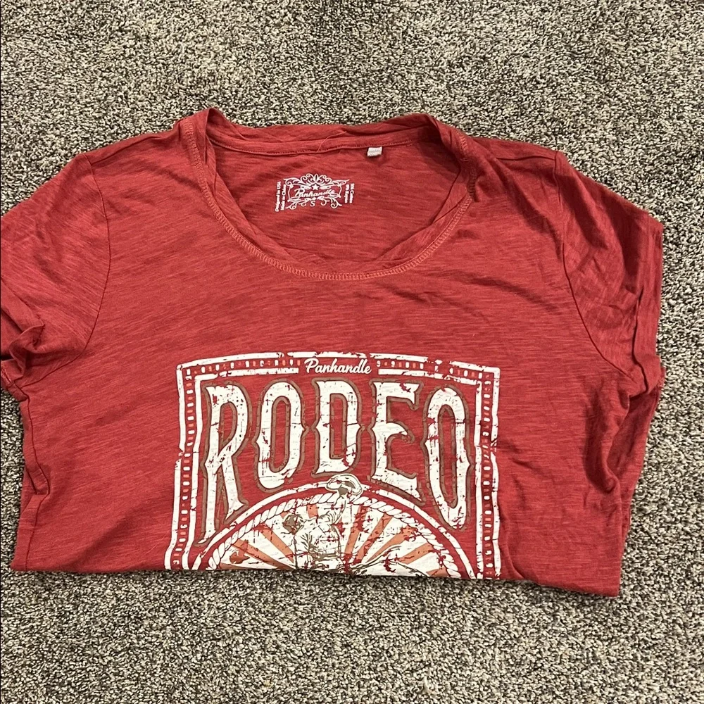 Red Rodeo Graphic Tee - Picture 4 of 4